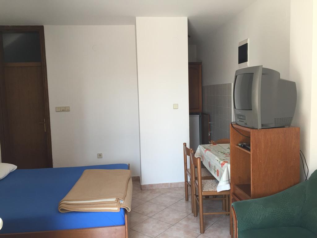 Apartments Antonia Malinska Dış mekan fotoğraf